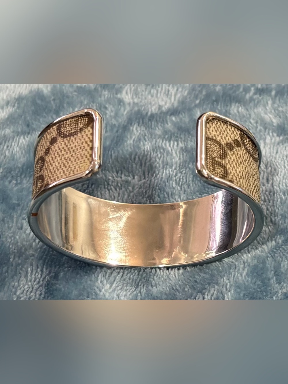 Auth Gucci Material-GG Silver Tone Cuff Bracelet - Picture 3 of 6